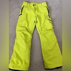 Boys Boulder Gear Bolt Insulated Cargo Snow Pants - Size Large